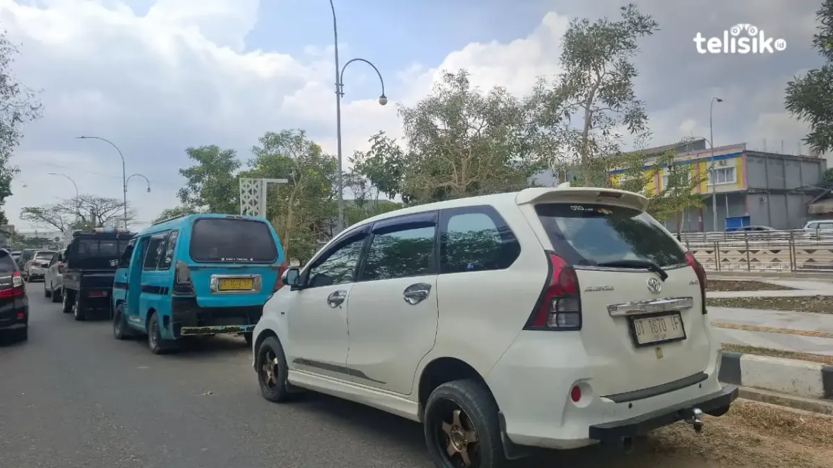 Antrean BBM di Sultra Masih Panjang, Ini Tanggapan Pemprov dan Pertamina