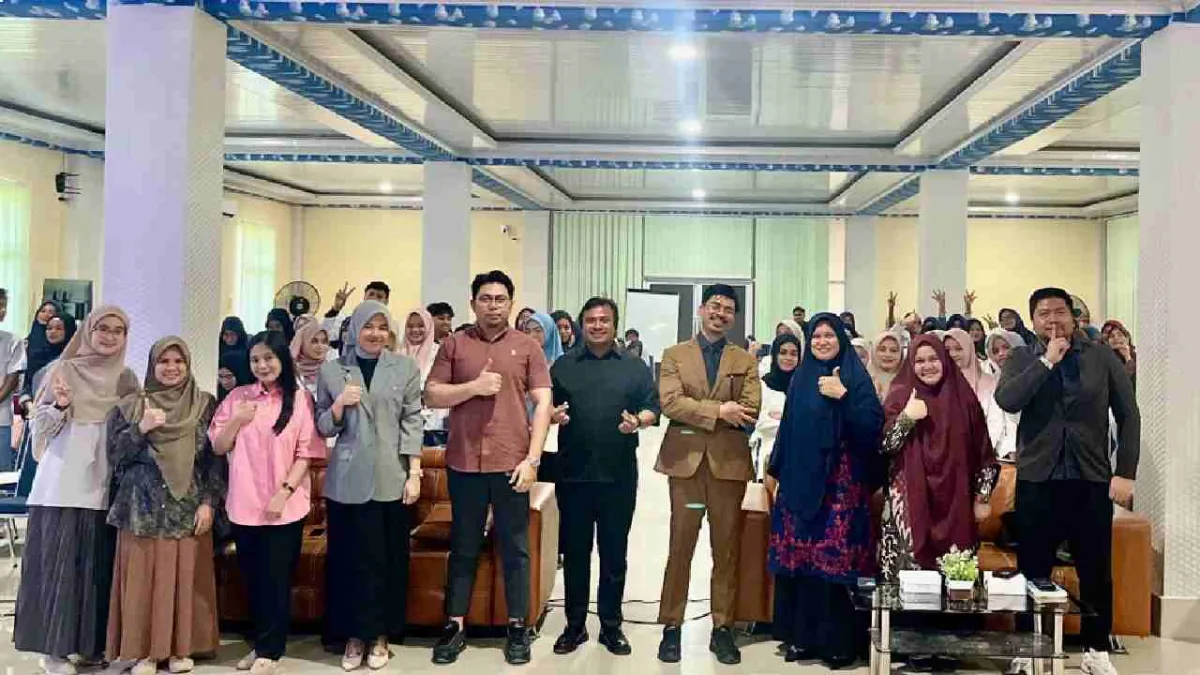 Perkuat Kompetensi Calon Apoteker, UMW Kendari Hadirkan CEO Farma Masterclass dalam Kuliah Pakar