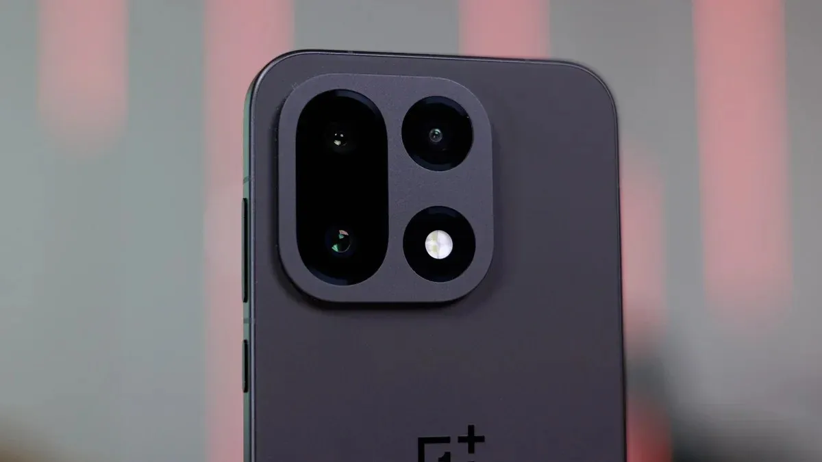 OnePlus 16 Resmi Meluncur di Tiongkok, Harga Belum Diumumkan