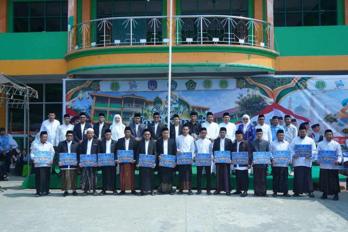 Hari Santri 2026, Pemkab Kolaka Kucurkan Rp 1,6 Miliar ke 16 Pondok Pesantren